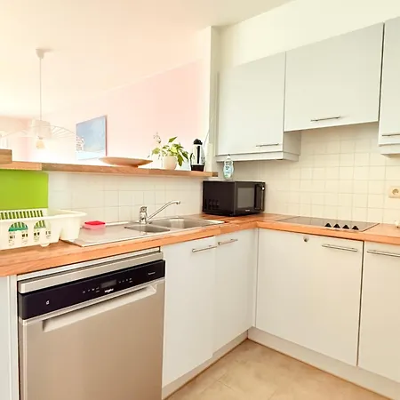 Lovely For 6 Guests With Water Views Baby Bed Apartment Knokke-Heist