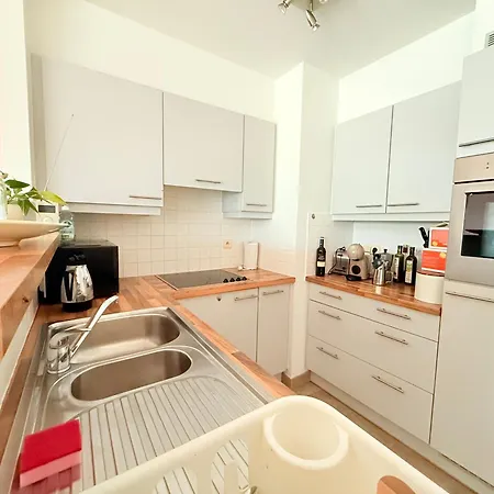 Lovely For 6 Guests With Water Views Baby Bed Apartment
