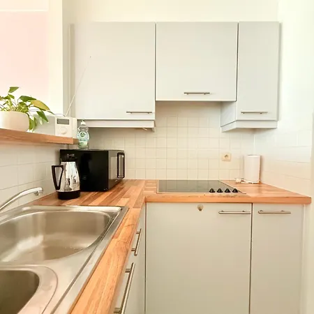 Apartment Lovely For 6 Guests With Water Views Baby Bed