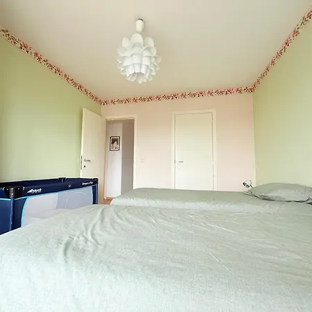 Lovely For 6 Guests With Water Views Baby Bed
