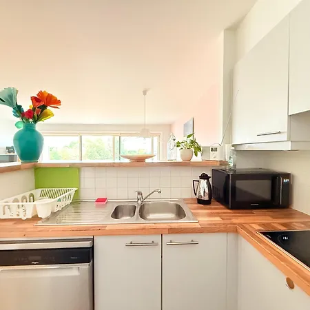 Apartment Lovely For 6 Guests With Water Views Baby Bed *