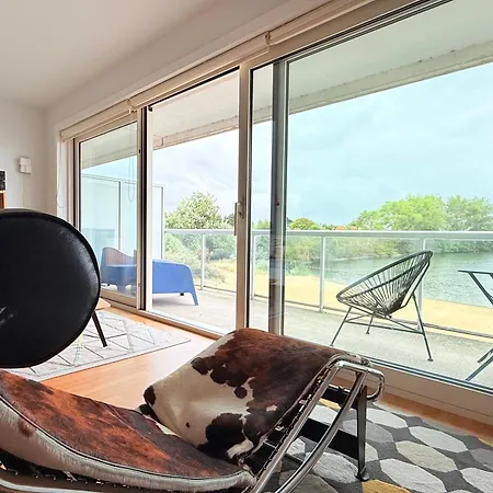 Lovely For 6 Guests With Water Views Baby Bed Apartment Knokke-Heist